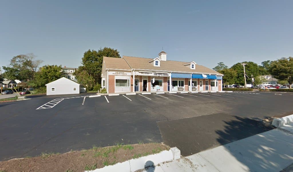 Elizabeth Cuzzone — attorney in Barrington, RI