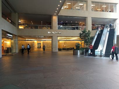 Ernst & Young — attorney in Minneapolis, MN