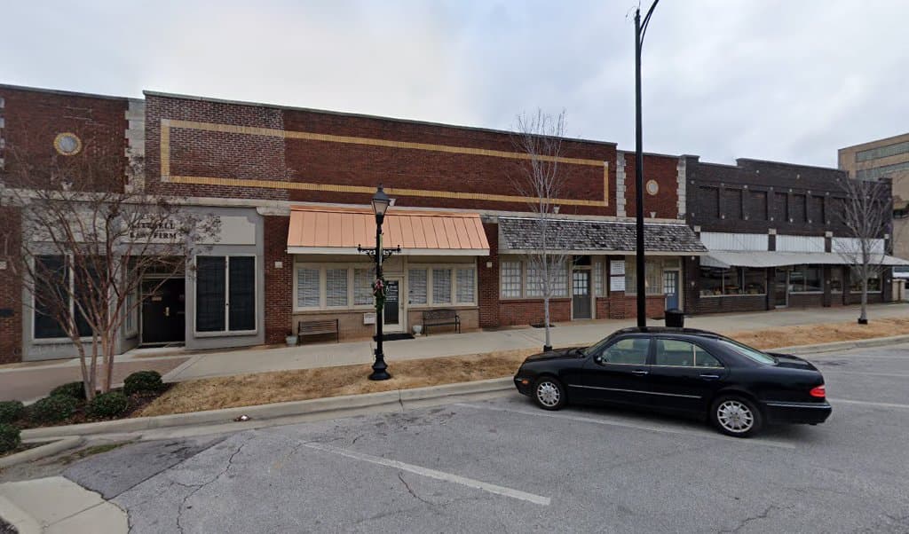 Ezzell James W — attorney in Decatur, AL