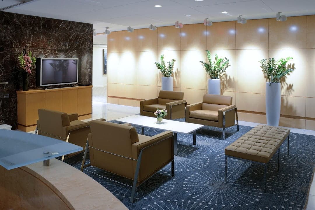 Holland & Knight LLP — attorney in Boston, MA