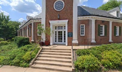 Hunton & Williams — attorney in Charlottesville, VA