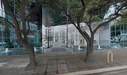 Hunton & Williams — attorney in Dallas, TX