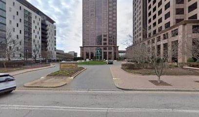 Hunton & Williams LLP: Roach Jr Edgar M — attorney in Richmond, VA