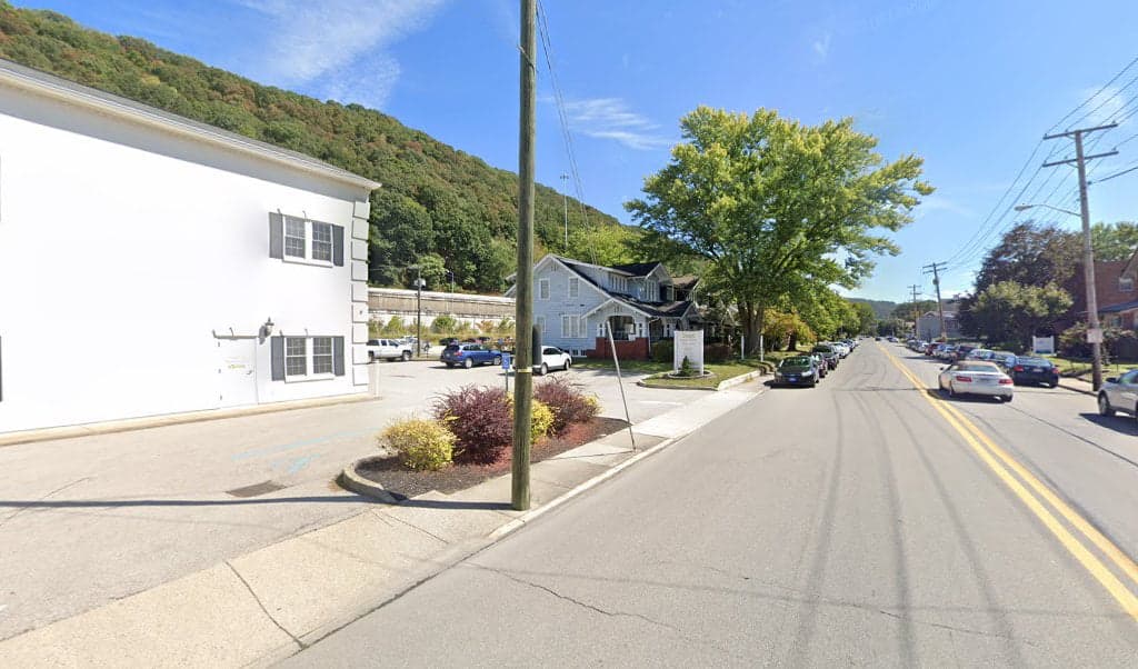 Kinder Law Office — attorney in Charleston, WV