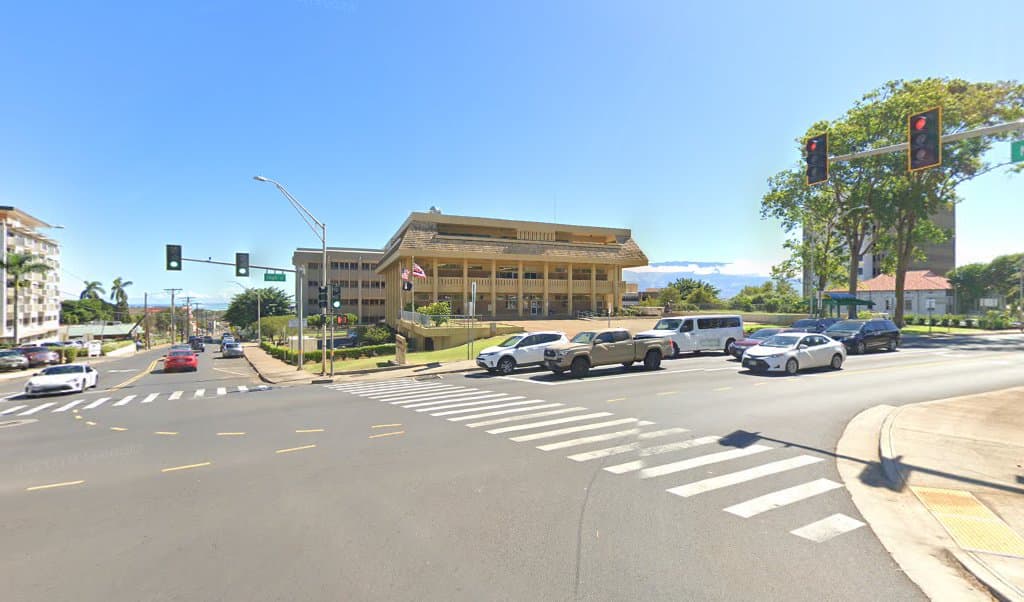 Leuteneker Tom C — attorney in Wailuku, HI