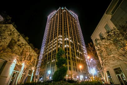 McGuireWoods LLP — attorney in Charlotte, NC