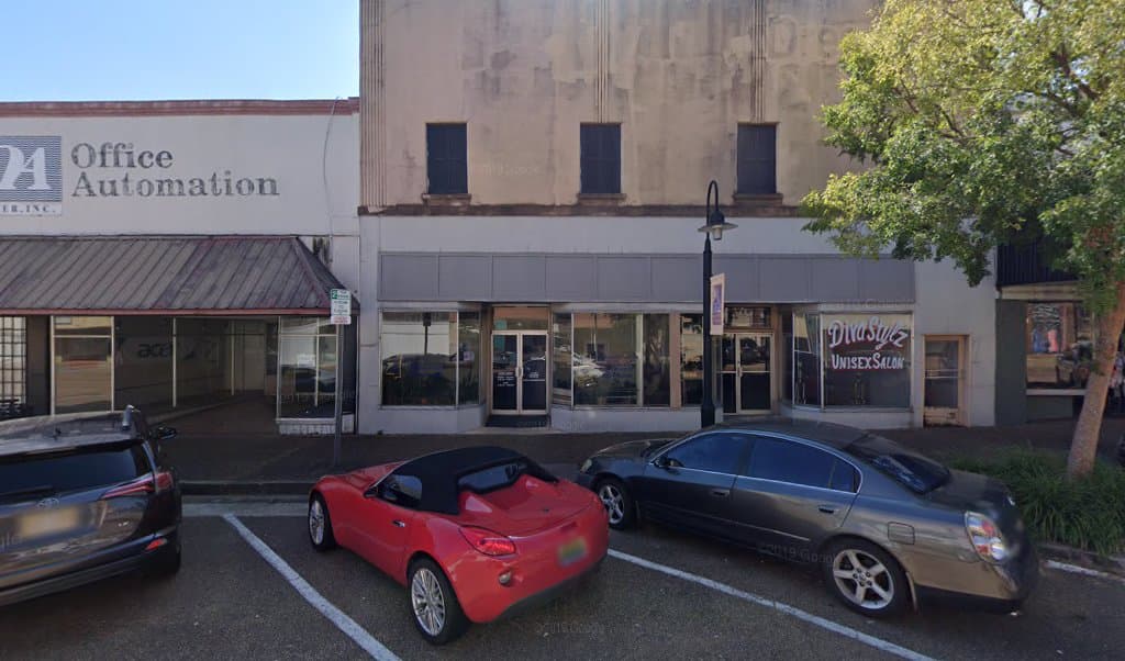 Mississippi Center-Legal Services — attorney in McComb, MS