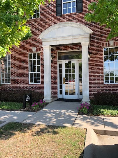Traci Hutton — attorney in Grapevine, TX