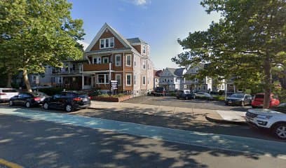 Vining Law Office, LLC: Vining Kenneth C — attorney in Somerville, MA