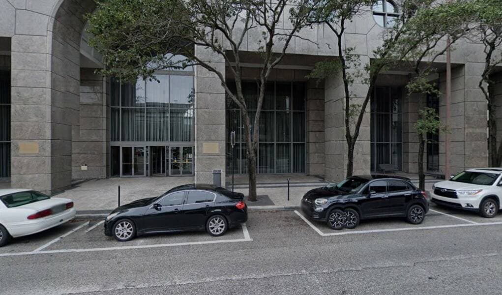 Lewis J. Conwell — attorney in Tampa, FL