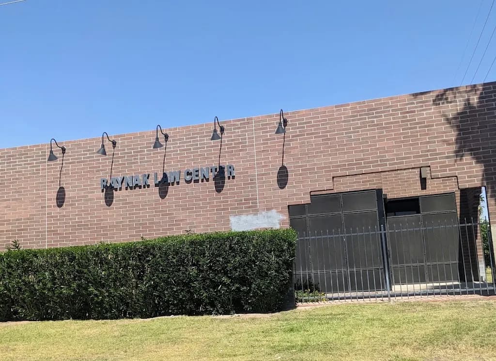 Daniel R. Raynak — attorney in Phoenix, AZ