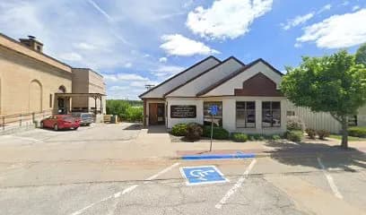 Gipp Barrett M — attorney in Decorah, IA