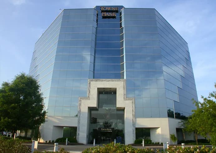 Kaufman & Canoles P.C. — attorney in Virginia Beach, VA