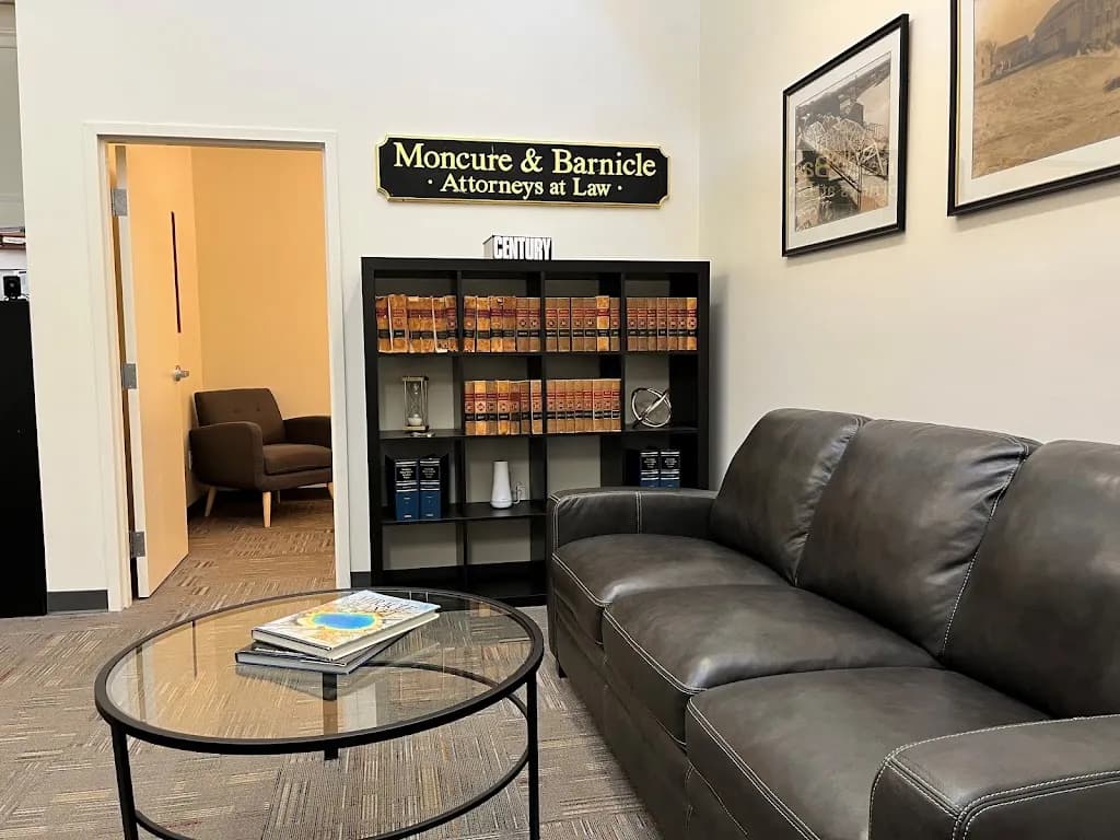 Moncure & Barnicle foto 2