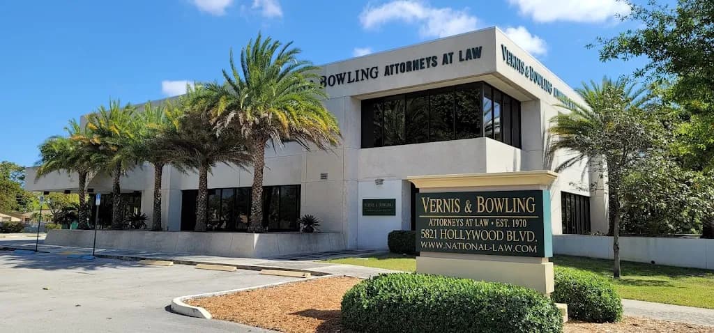 Vernis & Bowling of Broward P.A. — attorney in Hollywood, FL