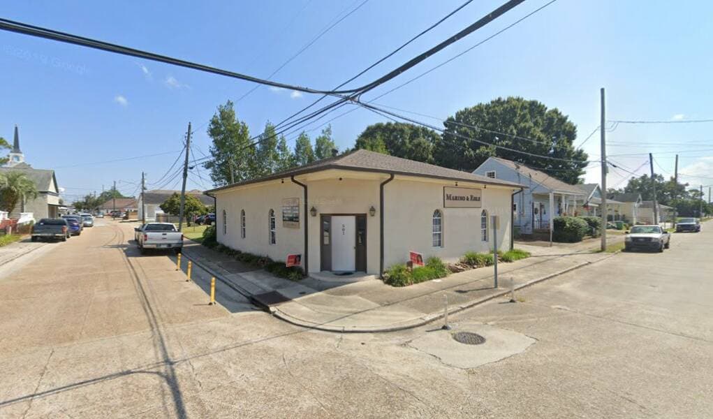 Christopher B Edwards — attorney in Gretna, LA