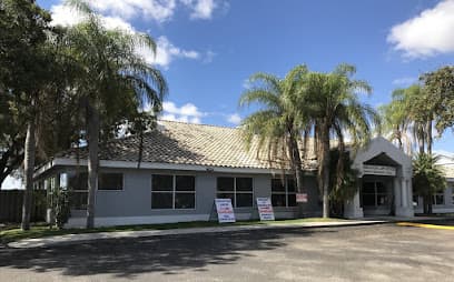 Immigration Law Offices Of Robert Sheldon Oakland — attorney in Oakland Park, FL
