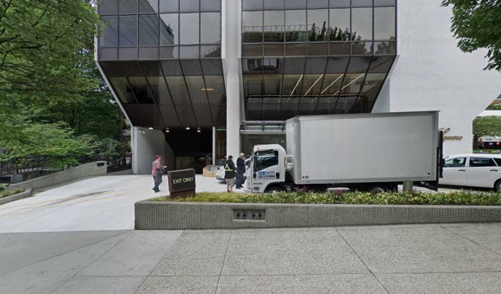 Ronald A. Zisman, U.S. Immigration Lawyers — attorney in BC V6Z 2H2, null