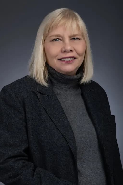 K. Daria Szwajkun, JD, Attorney foto 2