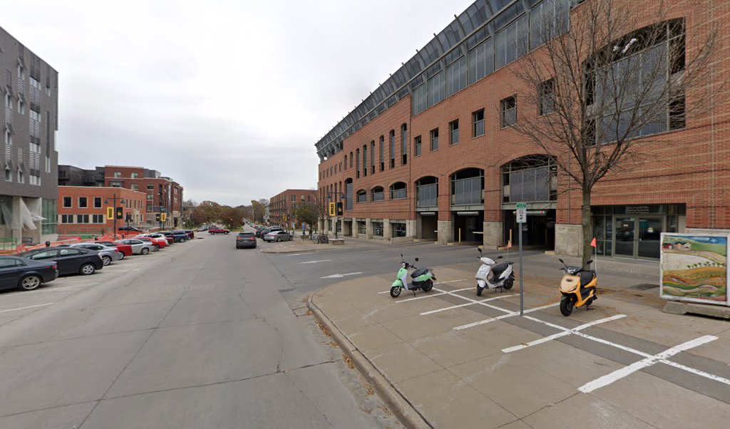 Civil Litigation Lawyer in Iowa, USA