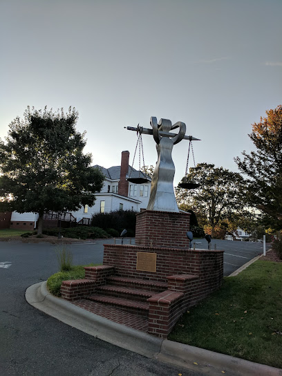 Civil Litigation Lawyer in North Carolina, USA