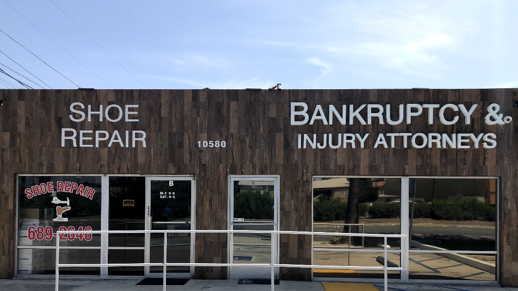 Bankruptcy lawyer in California, USA