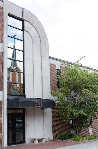 Civil Litigation Lawyer in Iowa, USA