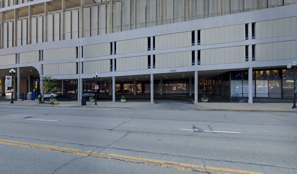 Civil Litigation Lawyer in Illinois, USA