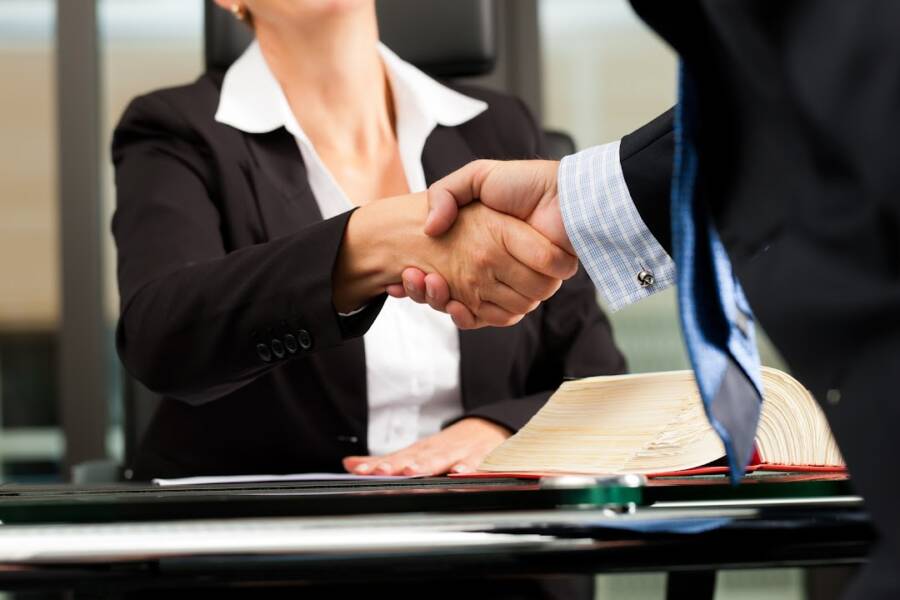 Civil Litigation Lawyer in Oregon, USA
